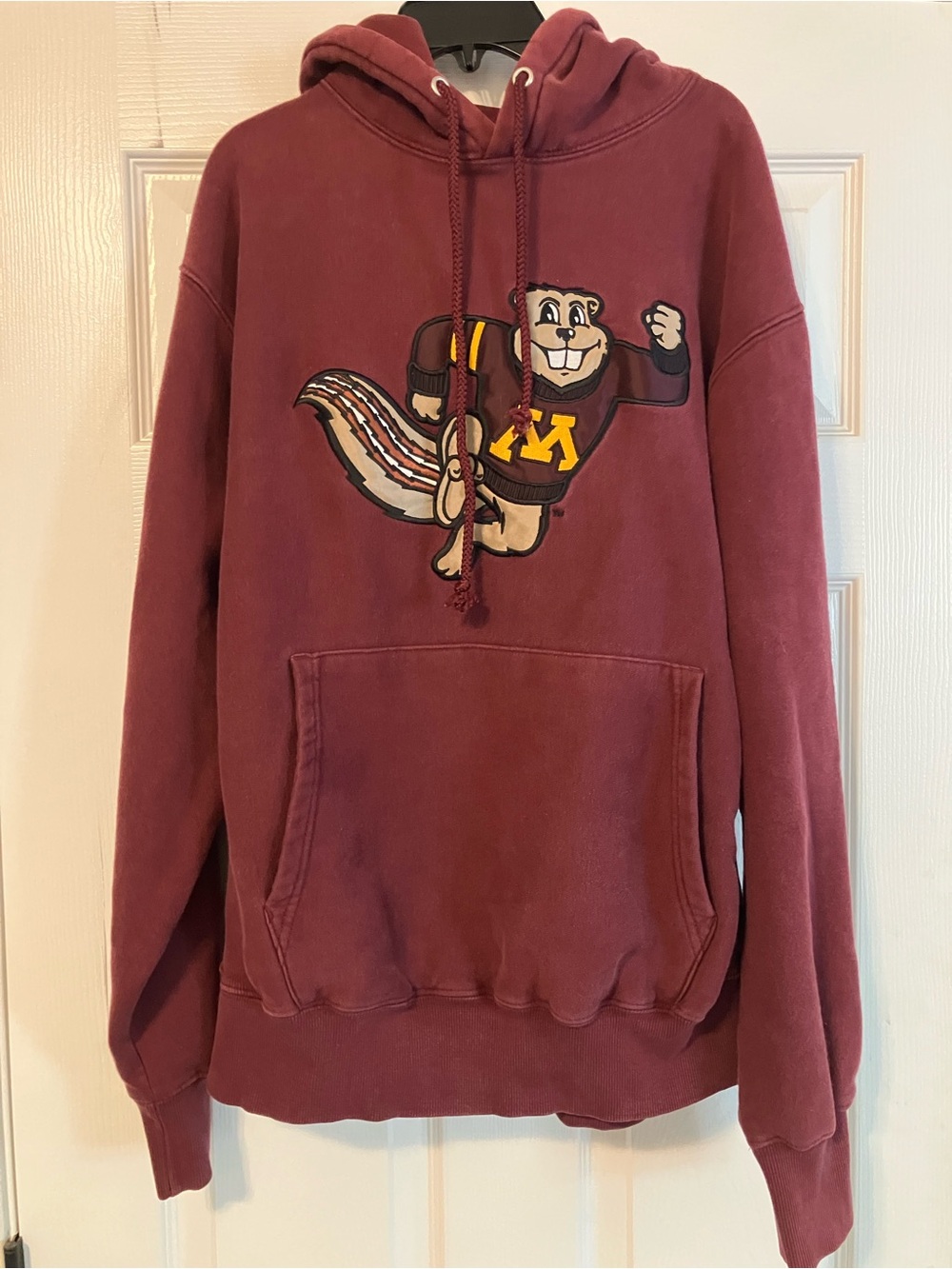 Minnesota Gophers Stitched Hoodie Sweatshirt Signature Maroon Size Medium